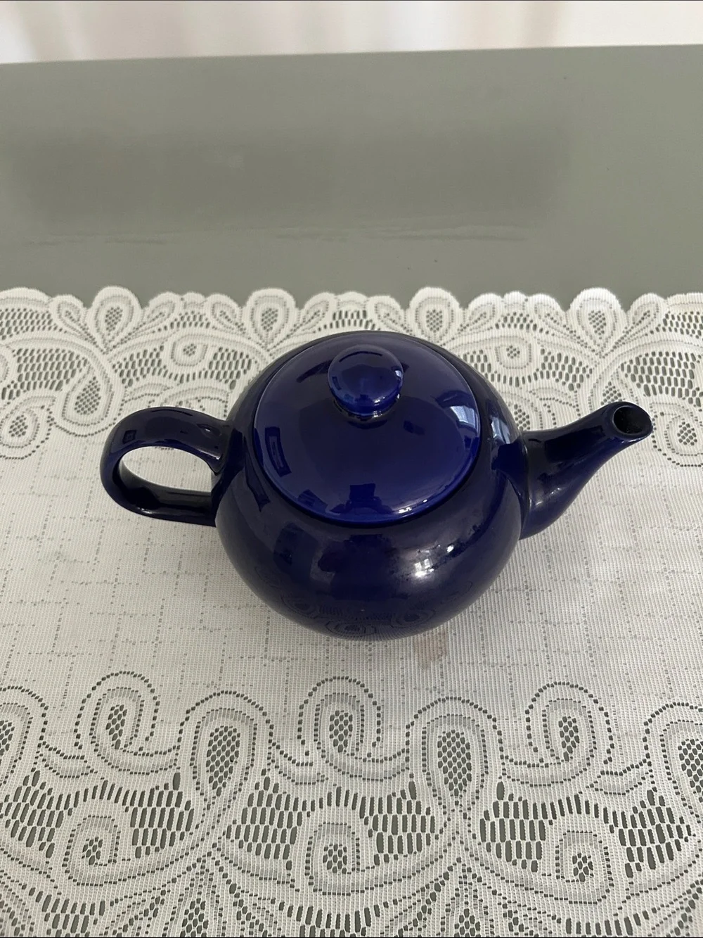 Vintage Blue Ceramic Teapot with Lid no call outs